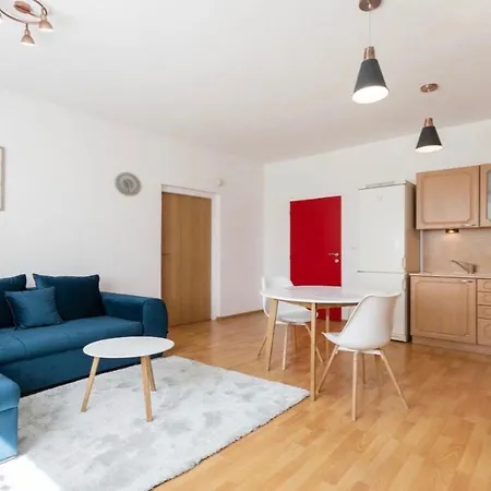 Apartamento 2 *